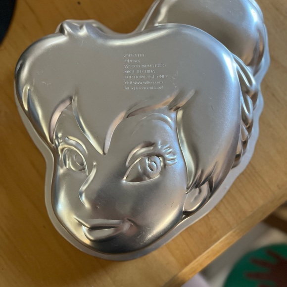 Wilton Tinker Bell cake pan - Picture 2 of 2